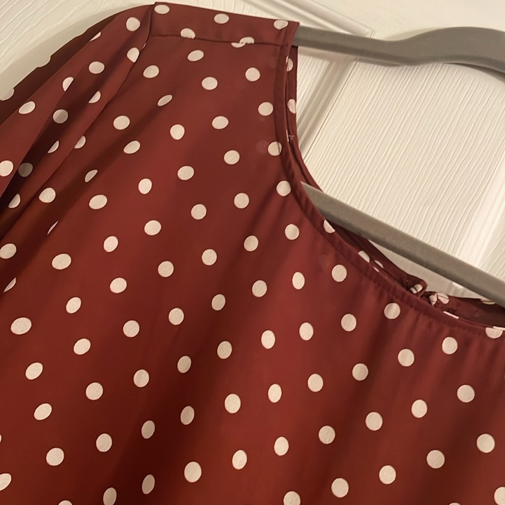 Brown/white blouse - Picture 2 of 5